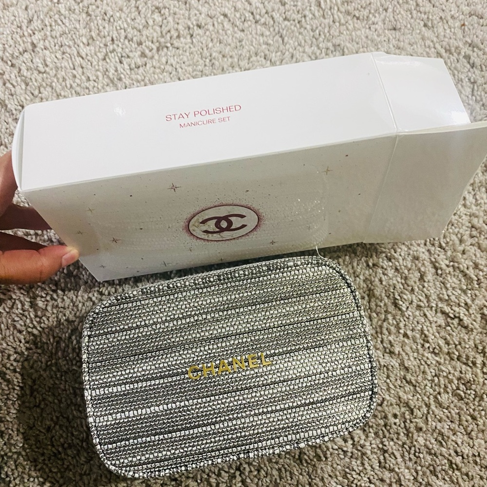 Chanel 2022 holiday gift set